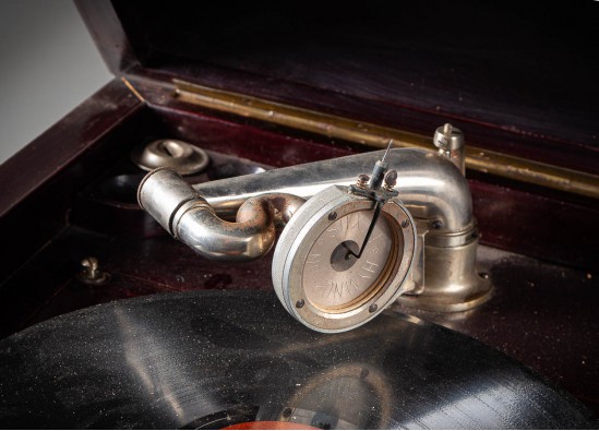 Turntable