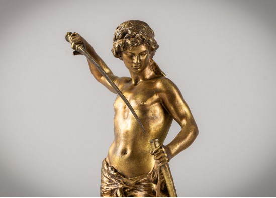 Statue