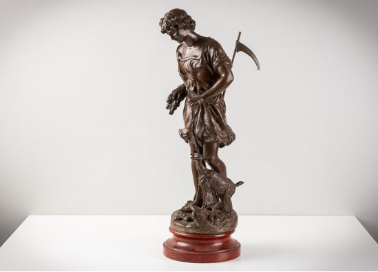 Statue