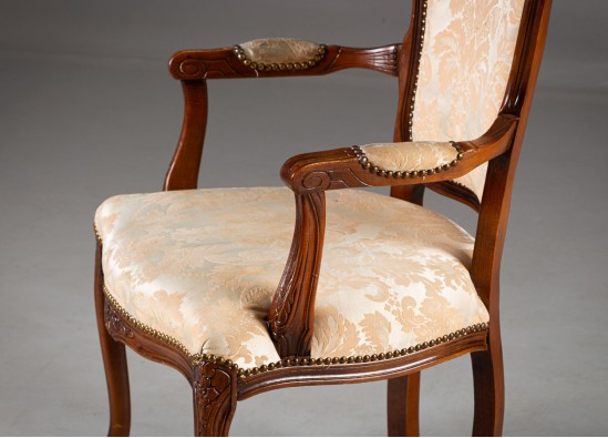 Armchair (2 items)