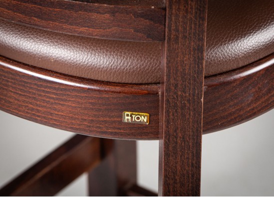 Bar chairs (7 pieces)