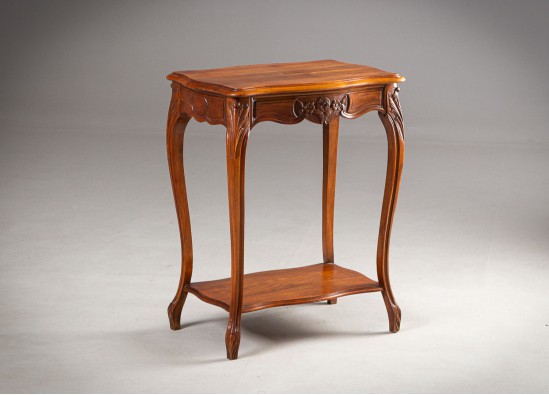 Sewing table