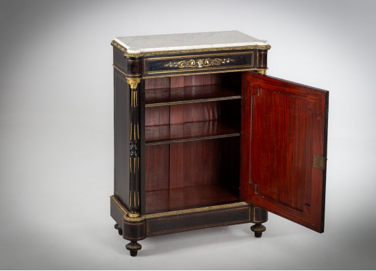 Commode