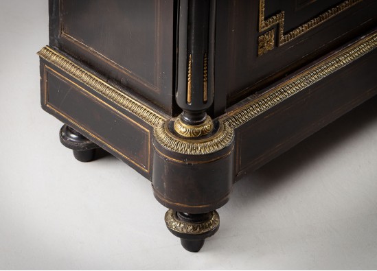 Commode