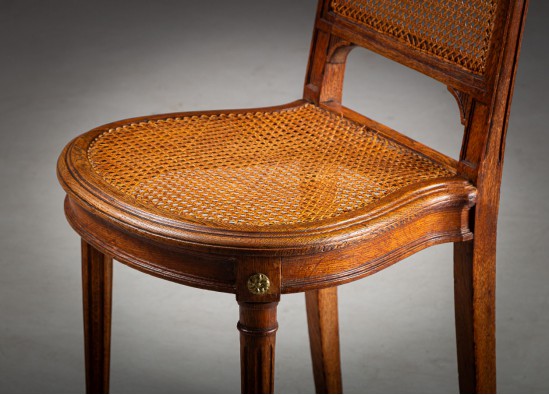 Chairs (6 items)