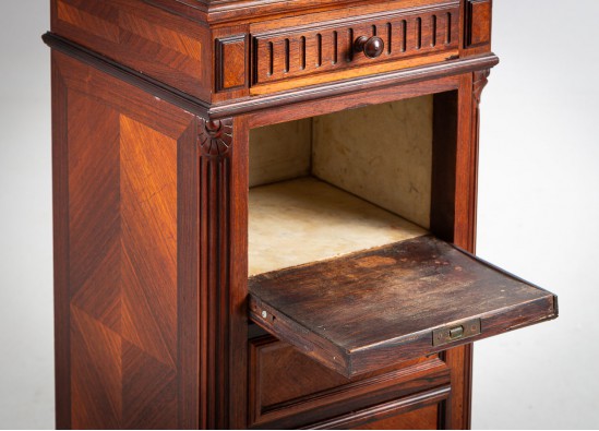 Commode