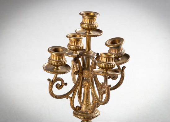 Candlesticks (2 items)