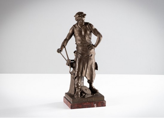Statue