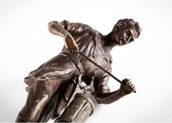 Statue