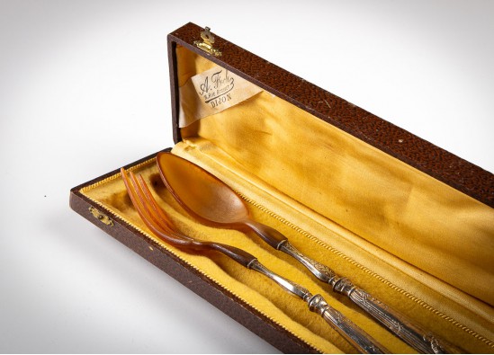 Cutlery (2 items)