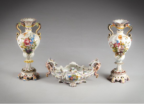 Vases (3 items.)