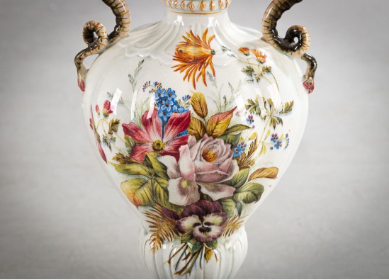 Vases (3 items.)
