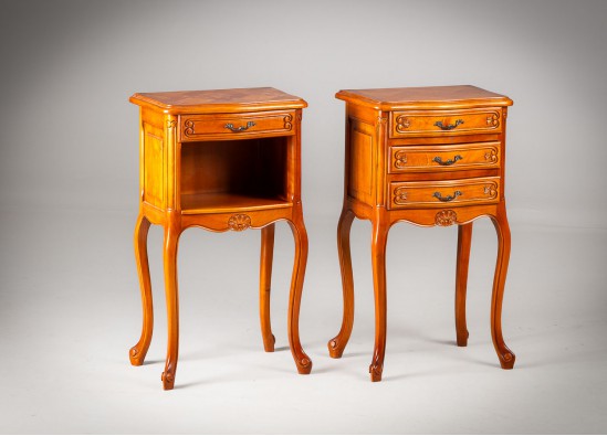 Commode (2 items)