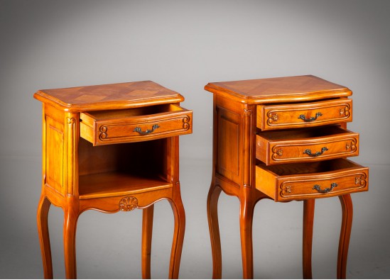 Commode (2 items)