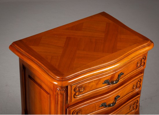 Commode (2 items)