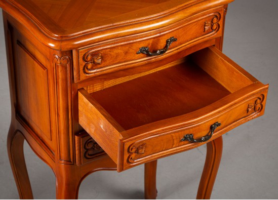 Commode (2 items)