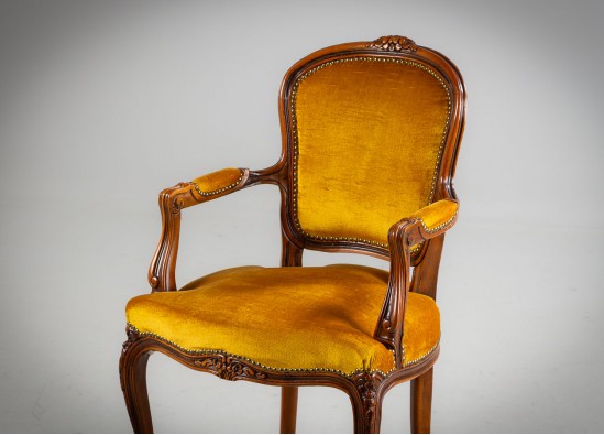 Armchair (2 items)