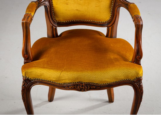 Armchair (2 items)