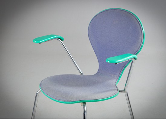 Chairs (6 items)