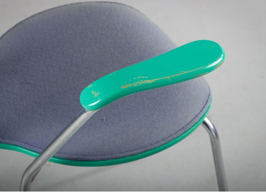 Chairs (6 items)