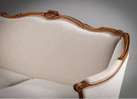 Old-Fashioned Bench