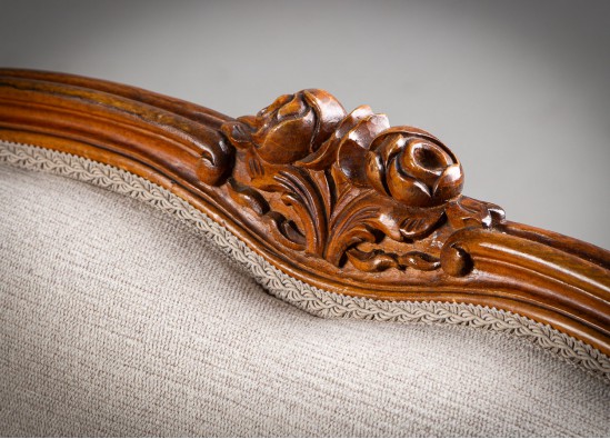 Old-Fashioned Bench