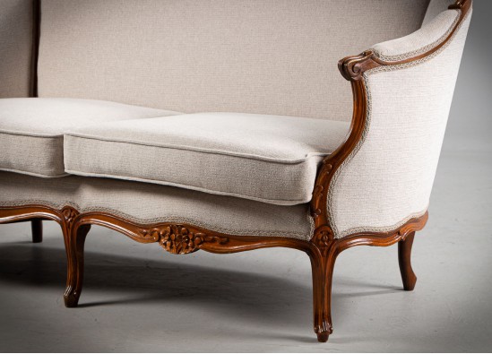 Old-Fashioned Bench