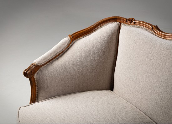 Old-Fashioned Bench