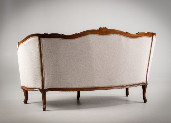 Old-Fashioned Bench