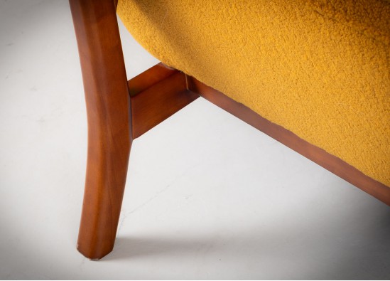 Old-Fashioned Bench
