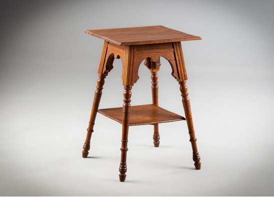 Stand - Table