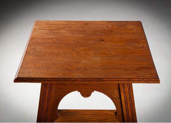 Stand - Table