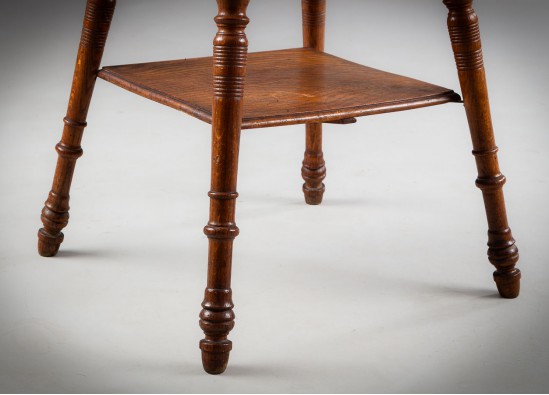 Stand - Table