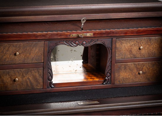 Secretaire