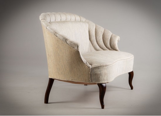 Old-Fashioned Bench