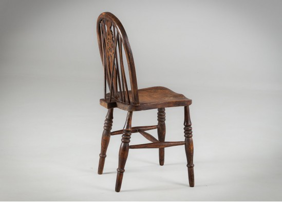 Chairs (8 items)