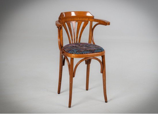 Chairs (12 items)