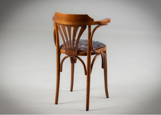 Chairs (12 items)