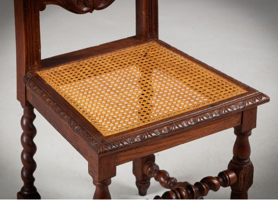 Chairs (5 items)