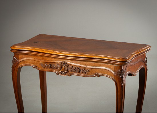 Console - Game Table