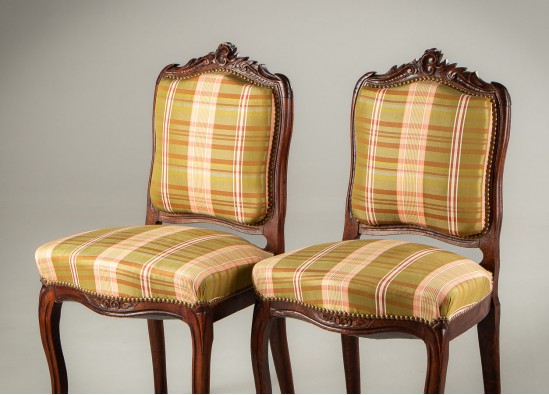 Chairs (2 items)