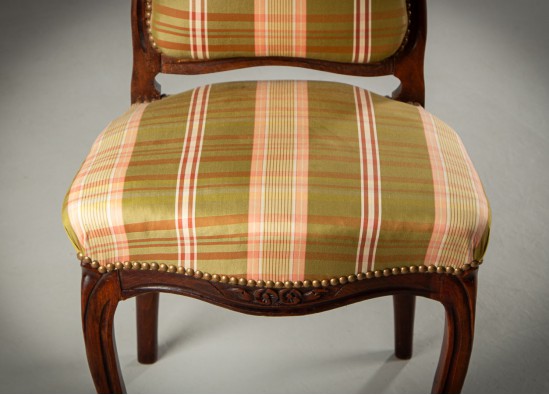Chairs (2 items)