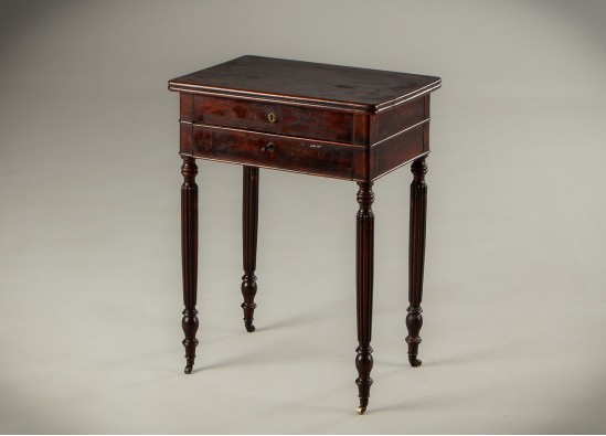 Sewing table