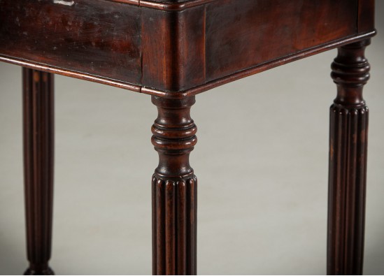 Sewing table