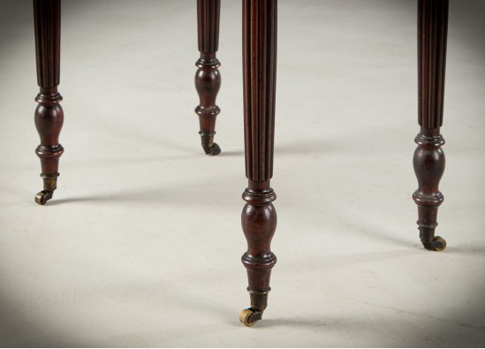 Sewing table