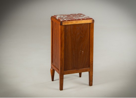 Commode