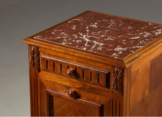 Commode
