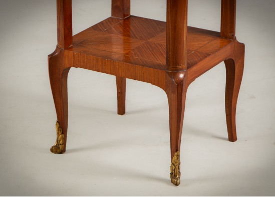 Bed + Small Commode