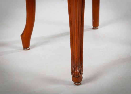 Chairs (6 items)