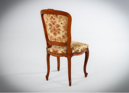 Chairs (6 items)